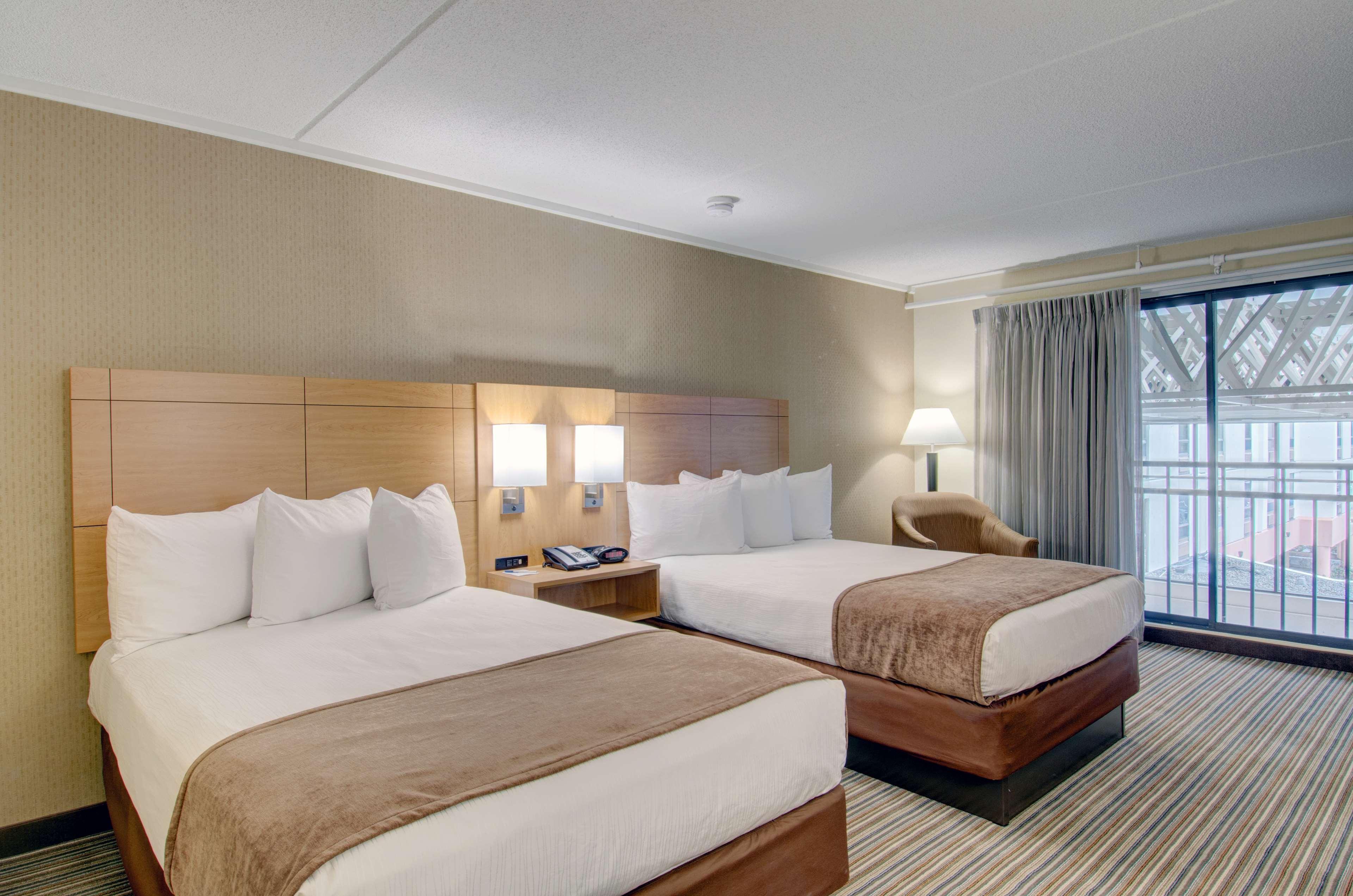 Best Western Royal Plaza Hotel And Trade Center Marlborough Eksteriør billede